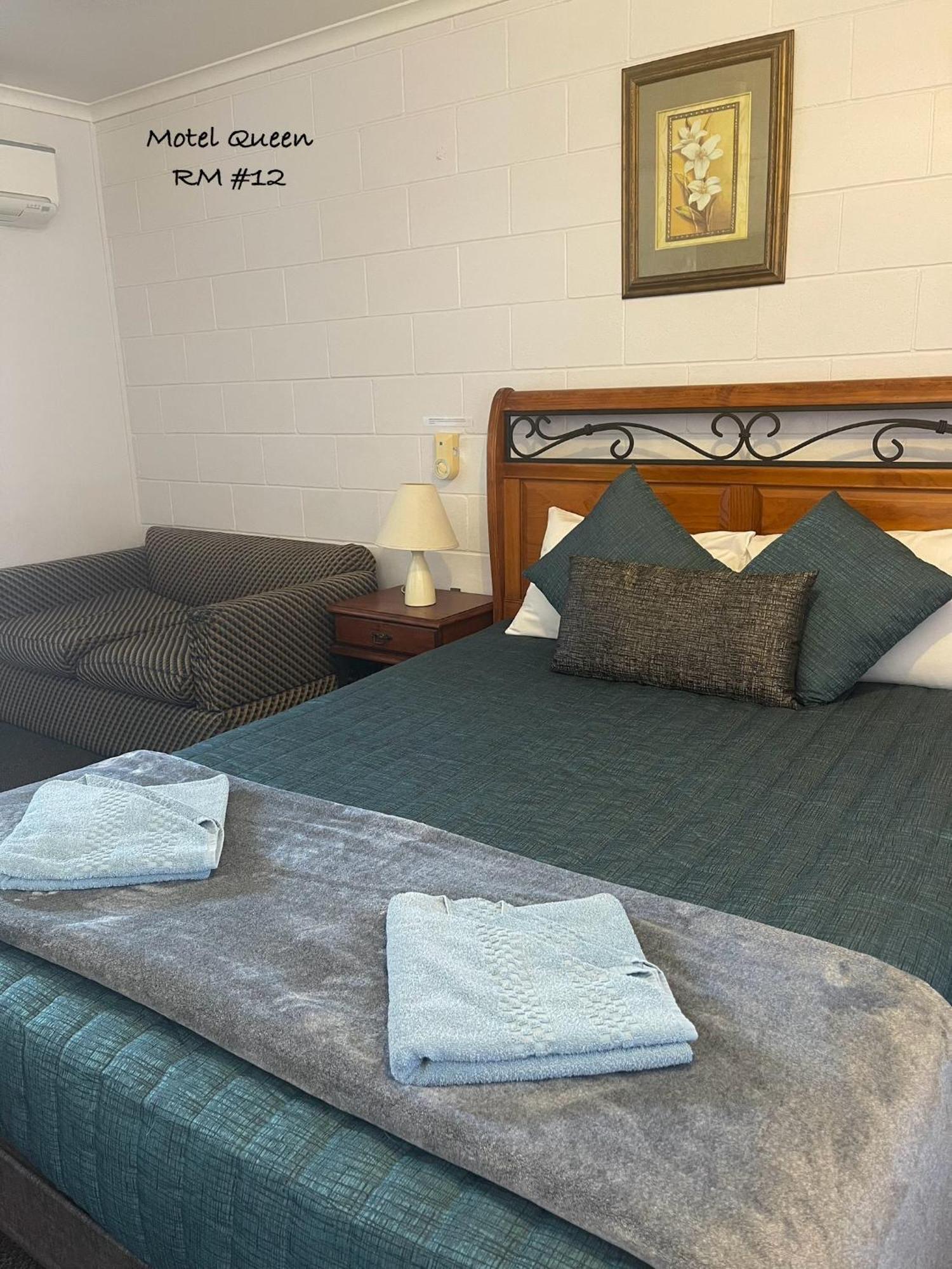 Warrego Motel Charleville Exteriör bild