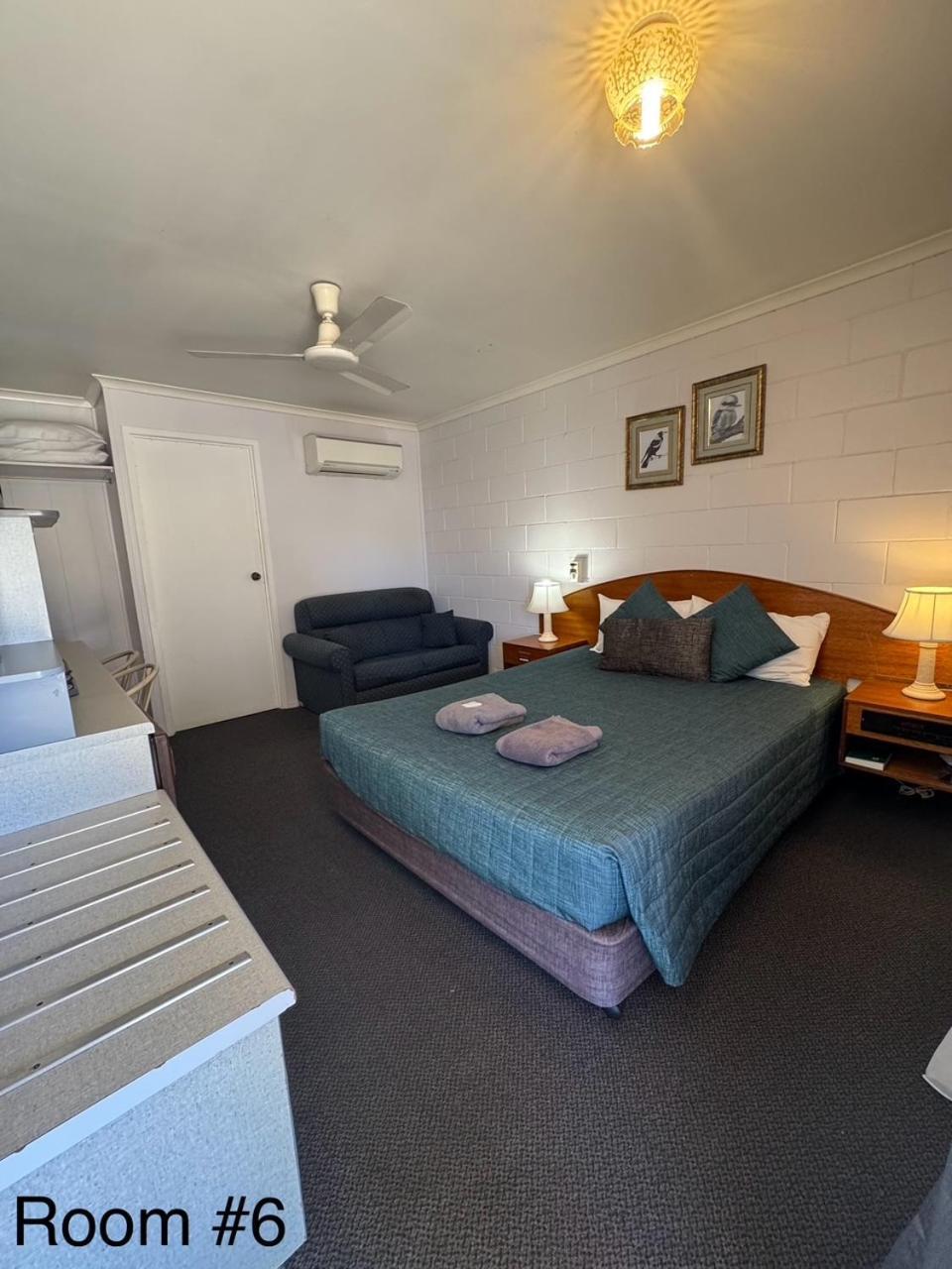 Warrego Motel Charleville Exteriör bild
